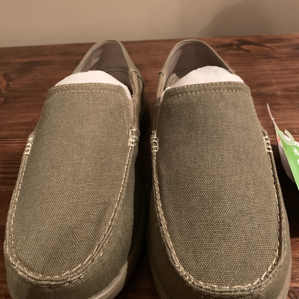 Crocs